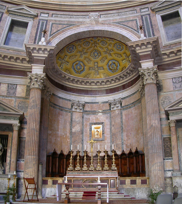 Pantheon, central recess